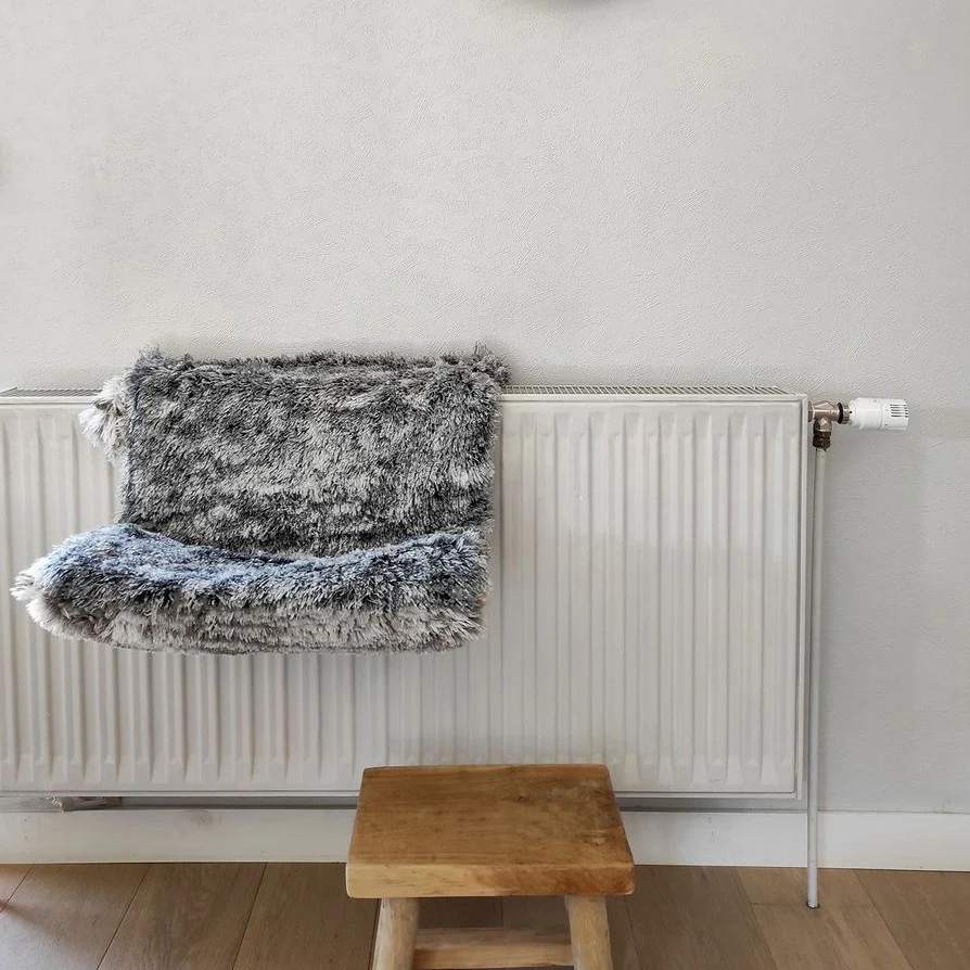 Hamac radiateur poilu noir - Image 3